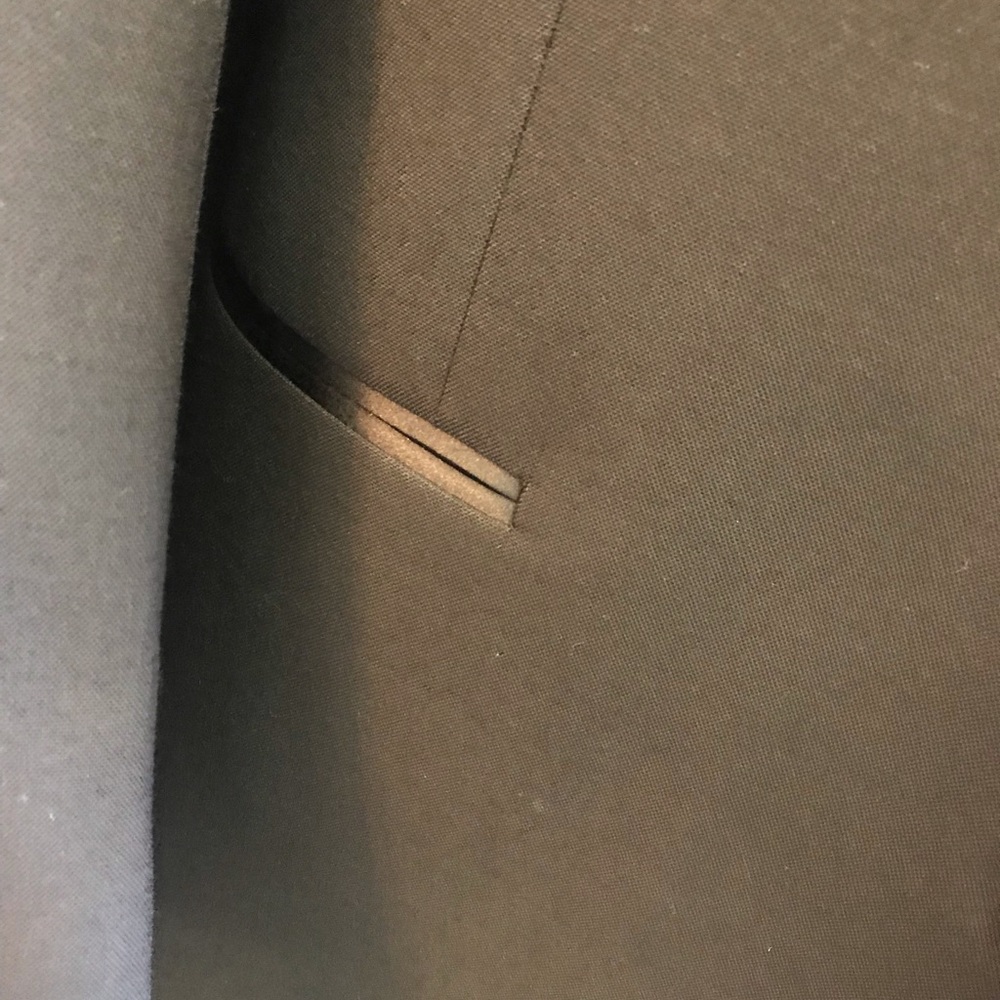 END OF YEAR BLOW OUT! $25 Oscar de La Renta Velocity Tuxedo Jacket - Picture 4 of 6